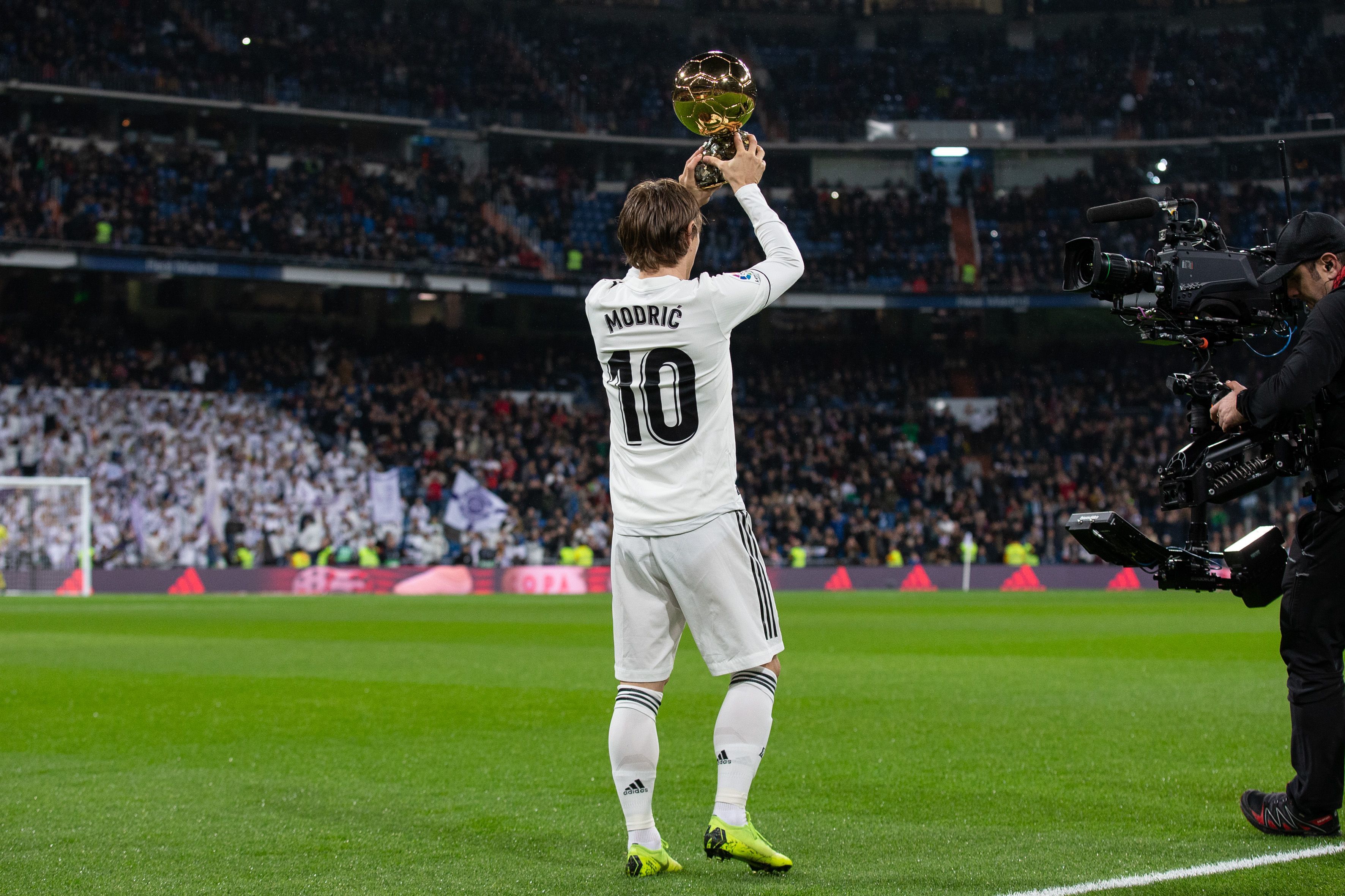 切尔西客战亚特兰大名单：帕尔默、德拉普缺阵，凯塞多归队